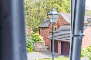 Photo 28- click for photo gallery